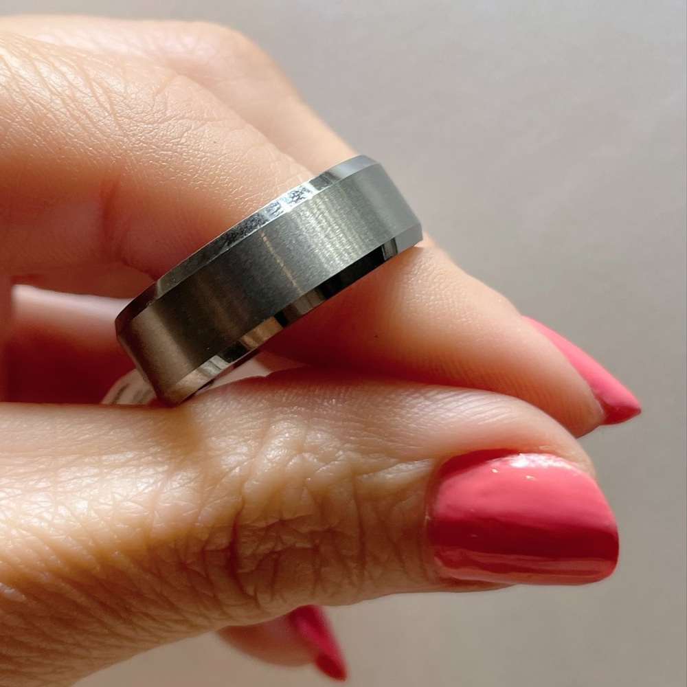TORQUE Mens Size 10 Tungsten Carbide Beveled Edge Satini Finish Comfort Fit 8mm